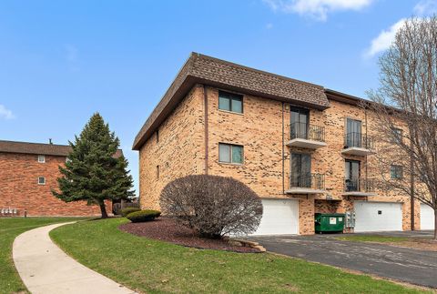 Tiny photo for 15724 Brassie Court #2N, Orland Park, IL 60462 (MLS # 12622329)