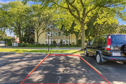 Tiny photo for 8620 Waukegan Road #504, Morton Grove, IL 60053 (MLS # 12769504)