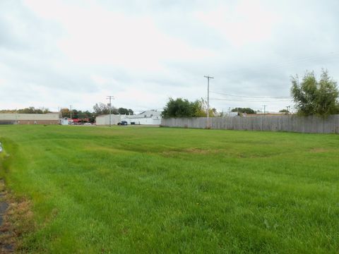 Lot 1 Commercial Drive Morris IL 60450