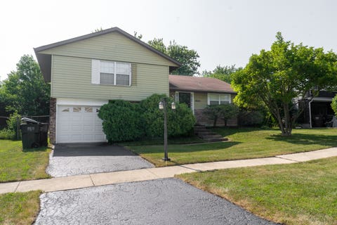 Tiny photo for 18002 Chantilly Lane, Hazel Crest, IL 60429 (MLS # 12708628)