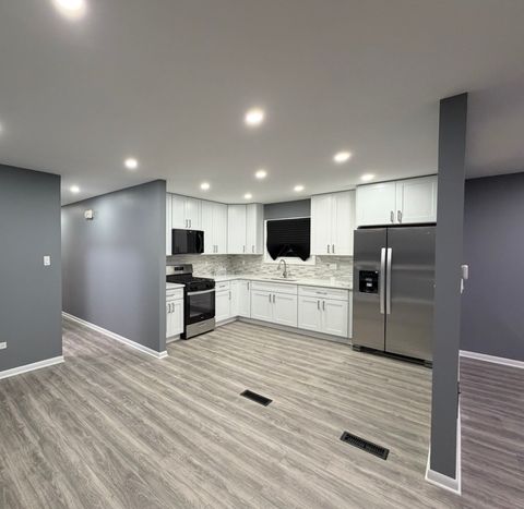 Tiny photo for 9534 S Yale Avenue, Chicago, IL 60628 (MLS # 12541138)