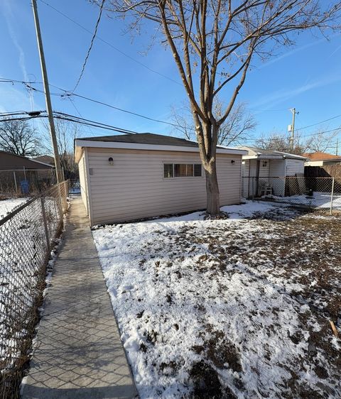 Tiny photo for 9534 S Yale Avenue, Chicago, IL 60628 (MLS # 12541138)