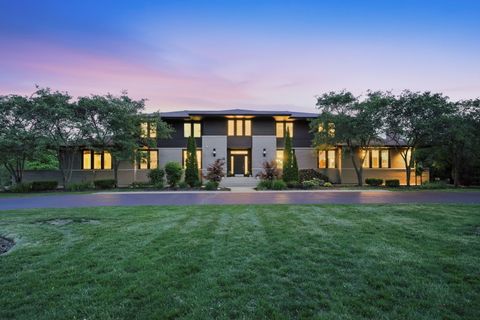 Photo of 88 Riverwood Drive, Oswego, IL 60543 (MLS # 12657443)