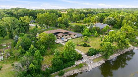 Tiny photo for 88 Riverwood Drive, Oswego, IL 60543 (MLS # 12657443)