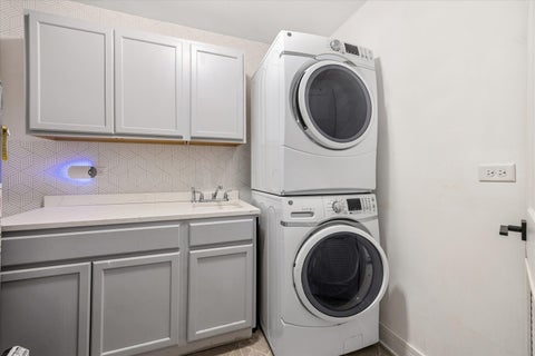 Tiny photo for 9744 Mill Drive #E1, Palos Park, IL 60464 (MLS # 12756642)