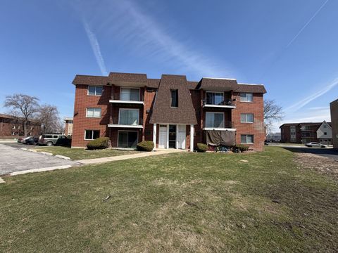 Tiny photo for 12620 S Alpine Drive #9, Alsip, IL 60803 (MLS # 12602886)