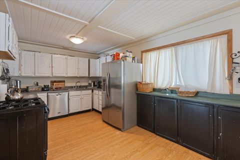 Tiny photo for 660 Flagstaff Lane, Hoffman Estates, IL 60169 (MLS # 12595352)