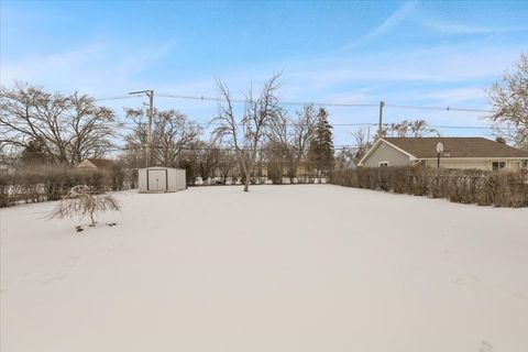 Tiny photo for 660 Flagstaff Lane, Hoffman Estates, IL 60169 (MLS # 12595352)