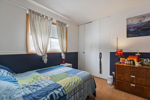 Tiny photo for 660 Flagstaff Lane, Hoffman Estates, IL 60169 (MLS # 12595352)