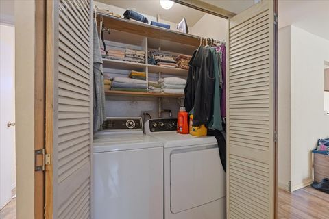 Tiny photo for 660 Flagstaff Lane, Hoffman Estates, IL 60169 (MLS # 12595352)