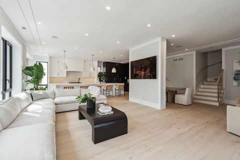 Tiny photo for 116 N Willard Court #301, Chicago, IL 60607 (MLS # 12531811)