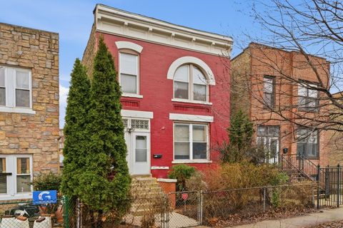 2423 W Mclean Avenue Chicago IL 60647