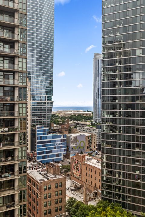 Tiny photo for 899 S Plymouth Court #2108, Chicago, IL 60605 (MLS # 12394448)