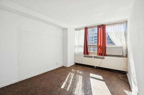 Tiny photo for 3950 N Lake Shore Drive #2125, Chicago, IL 60613 (MLS # 12487880)