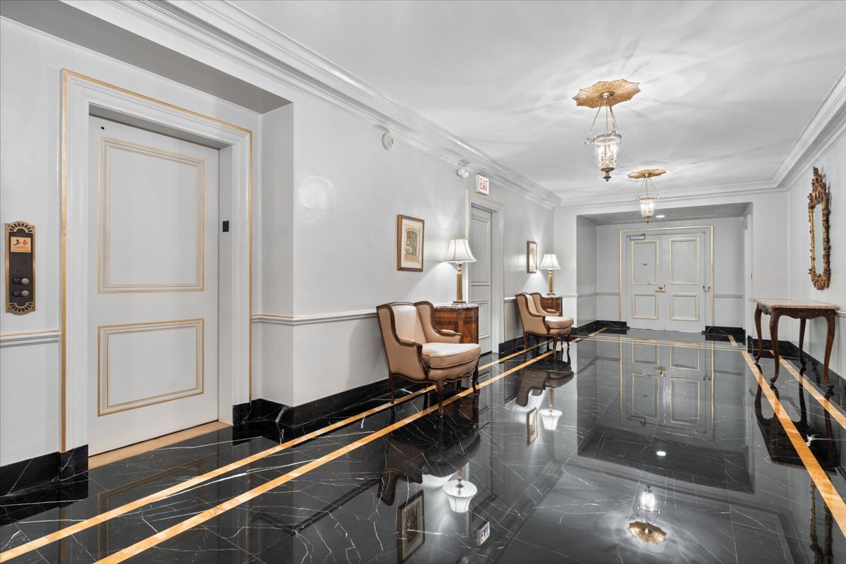 179 E LAKE SHORE Drive 202