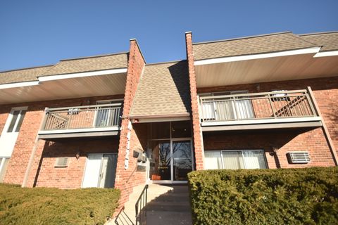 Tiny photo for 4129 Saratoga Avenue #A214, Downers Grove, IL 60515 (MLS # 12554211)