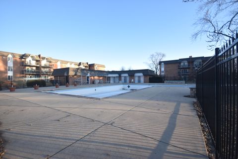 Tiny photo for 4129 Saratoga Avenue #A214, Downers Grove, IL 60515 (MLS # 12554211)