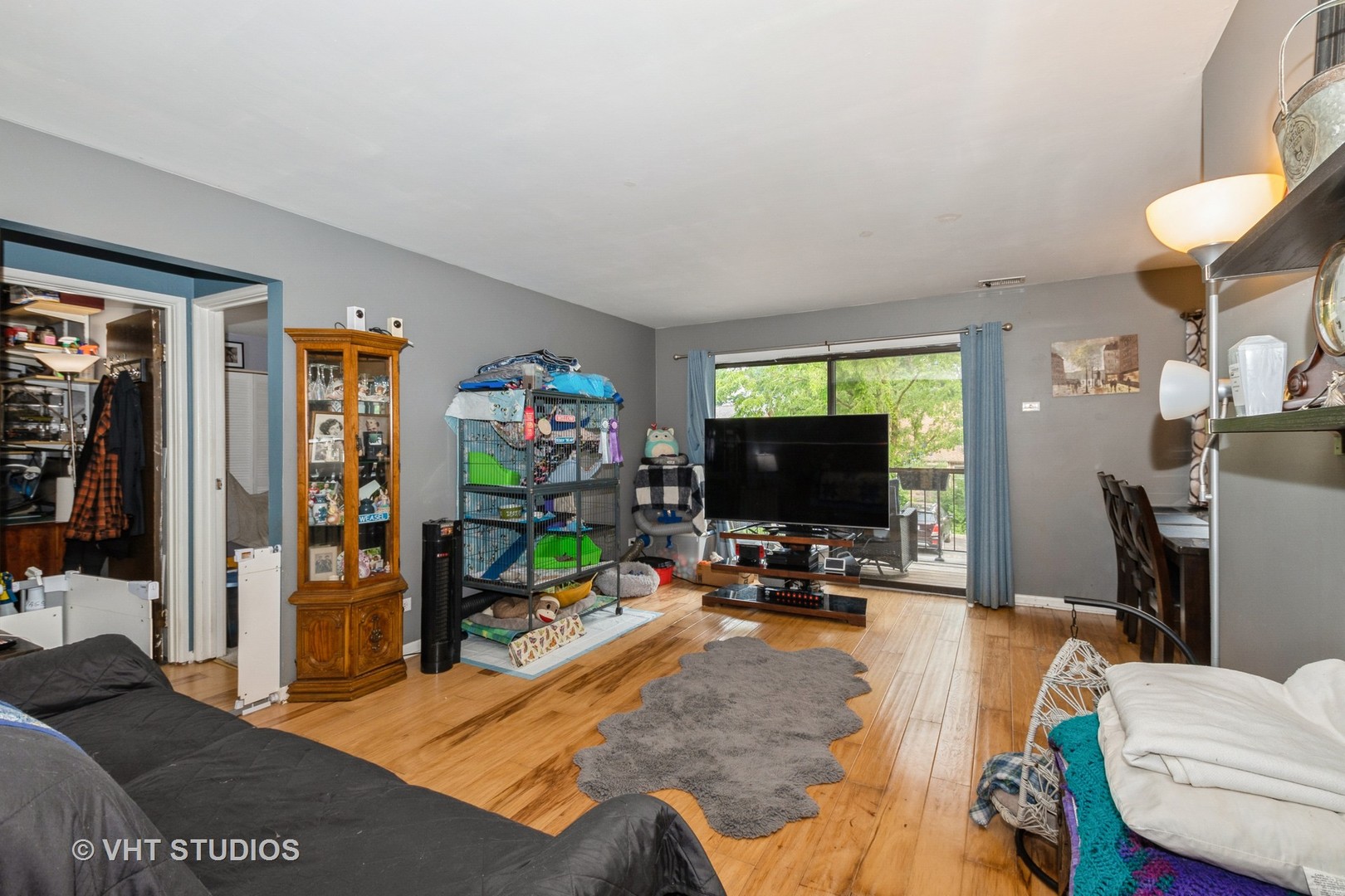 8473 Archer Avenue 204