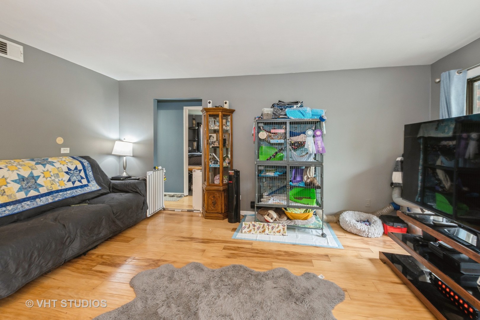 8473 Archer Avenue 204