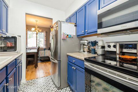 Tiny photo for 8473 Archer Avenue #204, Willow Springs, IL 60480 (MLS # 12388161)