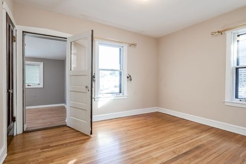 Tiny photo for 1160 S Cuyler Avenue, Oak Park, IL 60304 (MLS # 12494676)