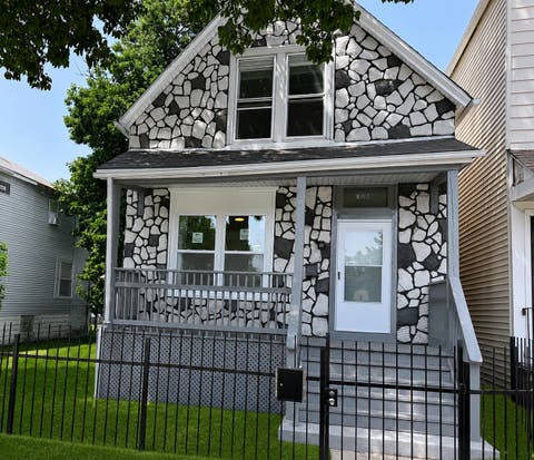 Photo of 706 W 81st Street, Chicago, IL 60620 (MLS # 12722349)