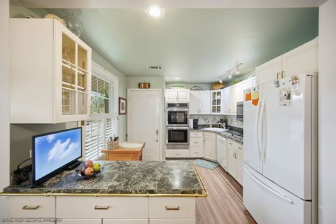 Tiny photo for 10135 5th Avenue Cutoff Ave, Countryside, IL 60525 (MLS # 12488816)