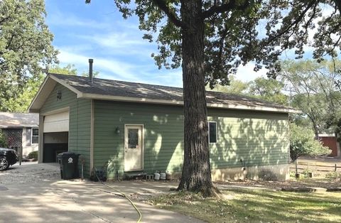 Tiny photo for 10135 5th Avenue Cutoff Ave, Countryside, IL 60525 (MLS # 12488816)