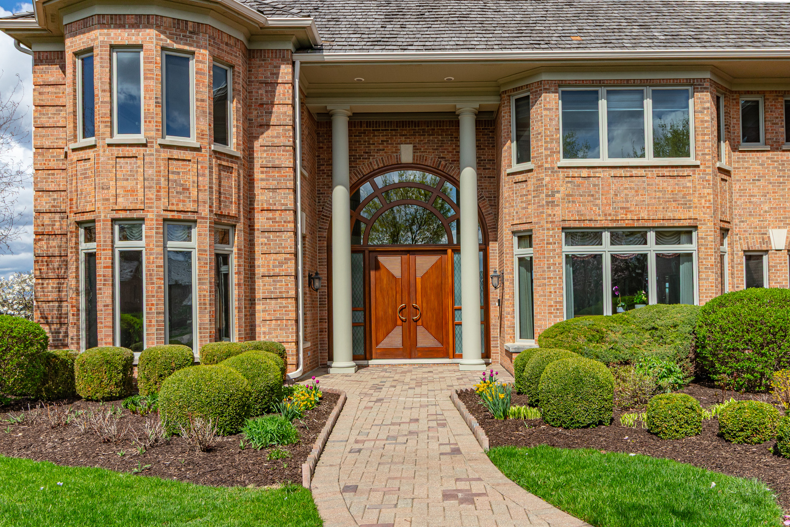 1611 Burr Oak Drive