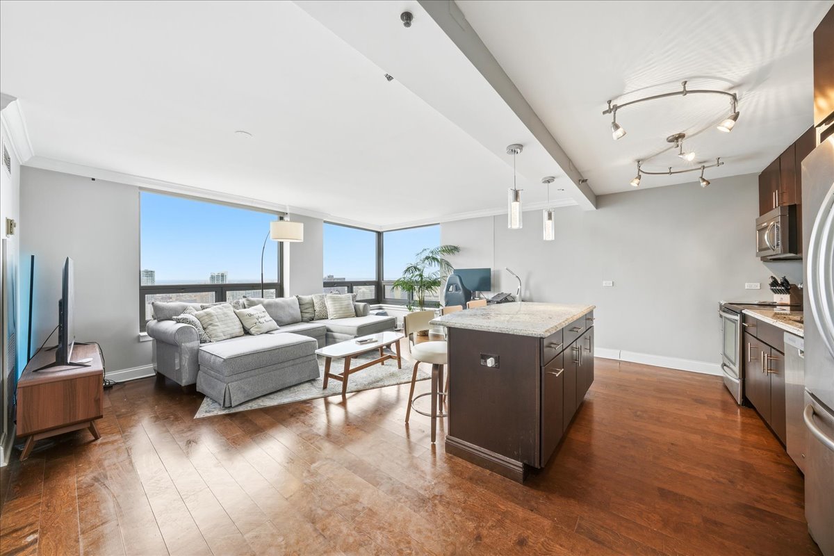 440 N Wabash Avenue 4602