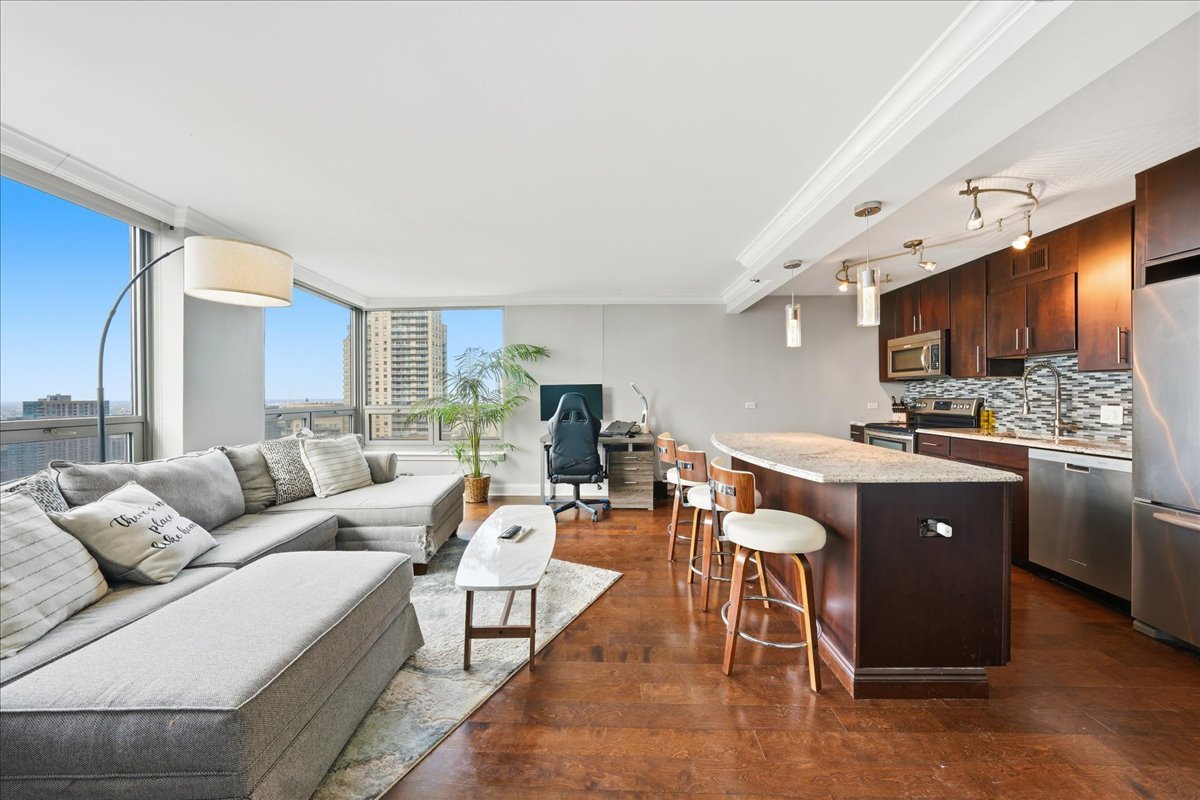 440 N Wabash Avenue 4602