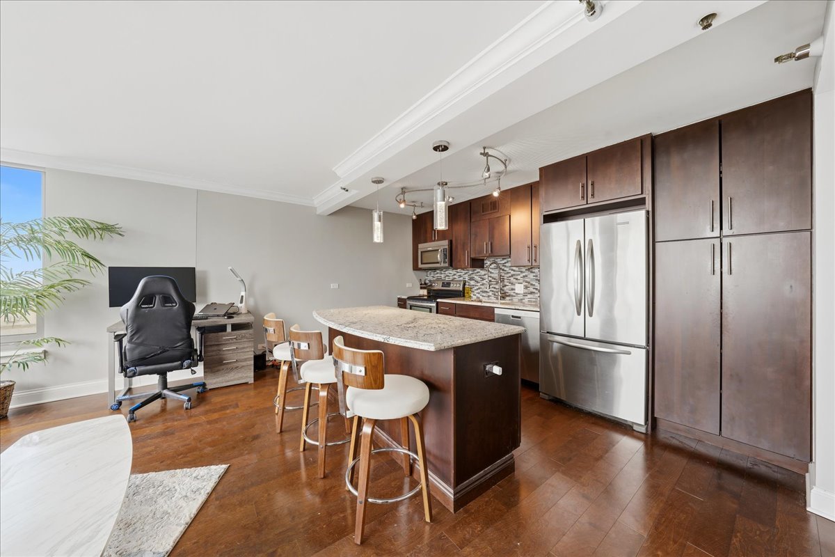 440 N Wabash Avenue 4602