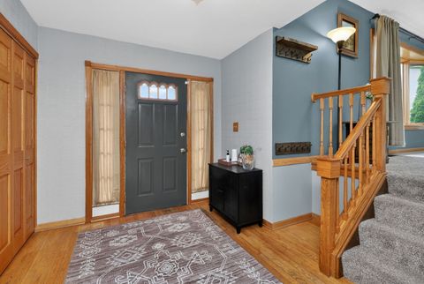 Tiny photo for 1001 Oak Ridge Drive, Streamwood, IL 60107 (MLS # 12625513)