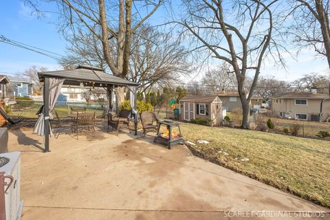Tiny photo for 865 Magnolia Circle, Lombard, IL 60148 (MLS # 12535300)