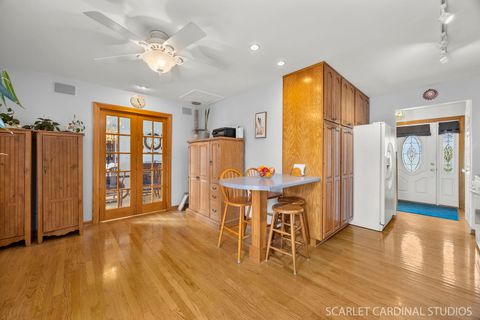 Tiny photo for 865 Magnolia Circle, Lombard, IL 60148 (MLS # 12535300)