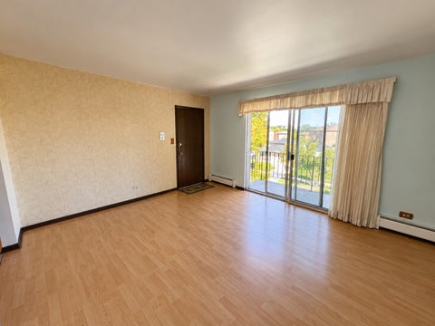 Tiny photo for 6119 Marshall Avenue #3E, Chicago Ridge, IL 60415 (MLS # 12778873)