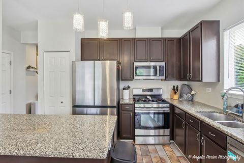 Tiny photo for 422 W Savoy Drive, Round Lake, IL 60073 (MLS # 12672341)