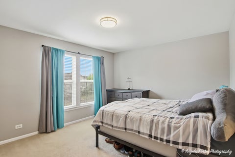 Tiny photo for 422 W Savoy Drive, Round Lake, IL 60073 (MLS # 12672341)