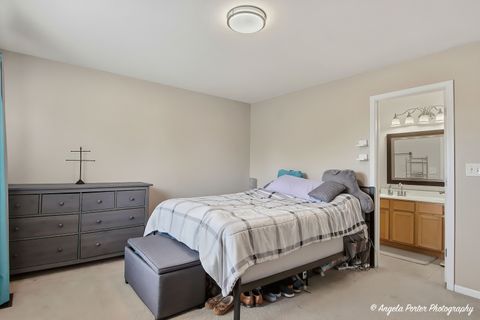 Tiny photo for 422 W Savoy Drive, Round Lake, IL 60073 (MLS # 12672341)