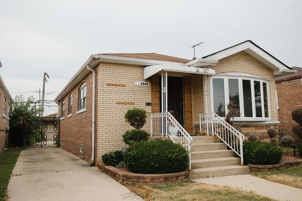 2545 E 93rd Street
