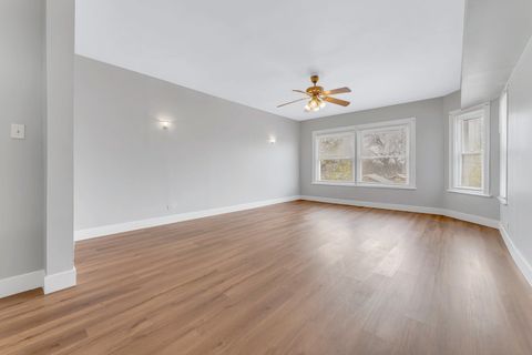 Tiny photo for 8012 S Essex Avenue #3S, Chicago, IL 60617 (MLS # 12567053)