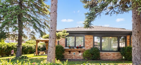 Photo of 2196 Spruce Avenue, Des Plaines, IL 60018 (MLS # 12713808)