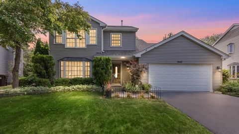 Photo of 1542 Candlewood Drive, Crystal Lake, IL 60014 (MLS # 12489351)