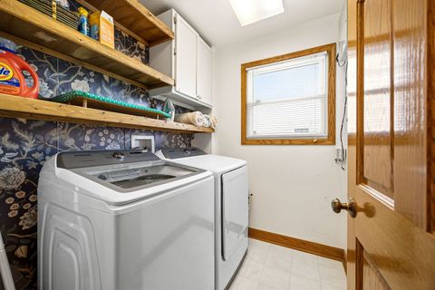 Tiny photo for 2203 Eastman Street, Rolling Meadows, IL 60008 (MLS # 12625724)