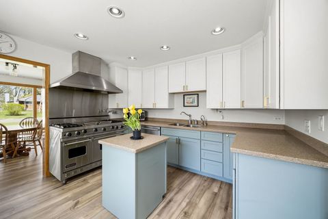 Tiny photo for 2203 Eastman Street, Rolling Meadows, IL 60008 (MLS # 12625724)