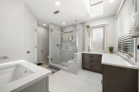 Tiny photo for 2203 Eastman Street, Rolling Meadows, IL 60008 (MLS # 12625724)