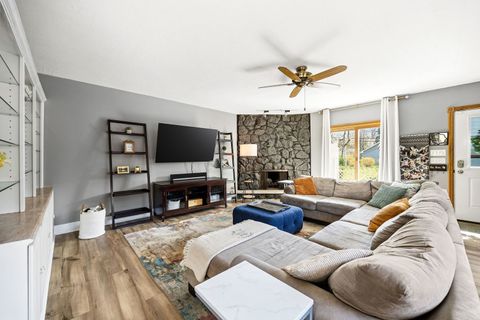 Tiny photo for 2203 Eastman Street, Rolling Meadows, IL 60008 (MLS # 12625724)