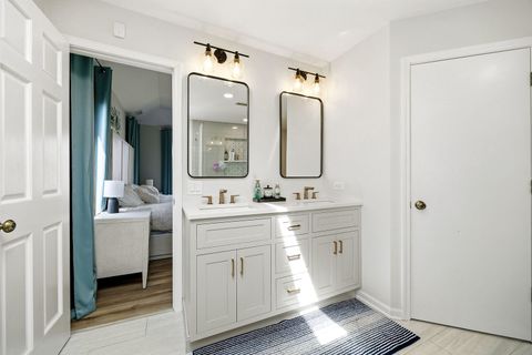 Tiny photo for 2203 Eastman Street, Rolling Meadows, IL 60008 (MLS # 12625724)