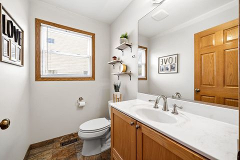 Tiny photo for 2203 Eastman Street, Rolling Meadows, IL 60008 (MLS # 12625724)