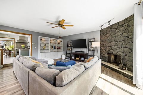 Tiny photo for 2203 Eastman Street, Rolling Meadows, IL 60008 (MLS # 12625724)